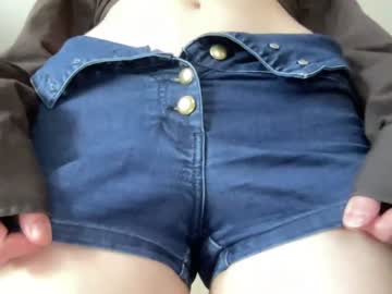 girl
        wonderland_stia cam image #4978139