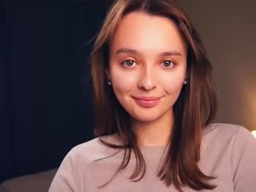 girl Live Cam Girls Love To Strip Naked For Their Viewers with earthaarras