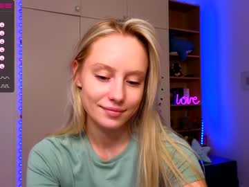 girl
        callme_star cam image #1488607