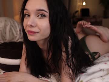 girl
        riskyproject cam image #4192771