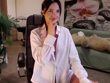 girl
        jennycutey cam image #1875491