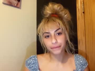 girl
        avamonroexo cam image #2096447