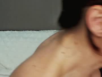 couple
        smilinglove cam image #4077064