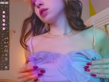 girl
        y_u_m_i_k_a cam image #1042110