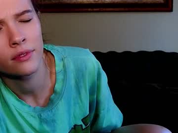 girl
        _demi_dee_ cam image #2006972
