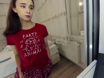 girl
        ehotlovea cam image #448458