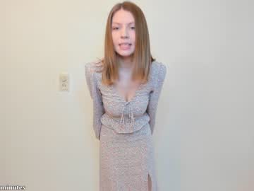 girl
        giveyouelevenminutes cam image #626113