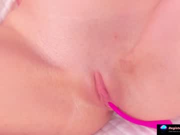 girl
        emmy_gold_ cam image #646852