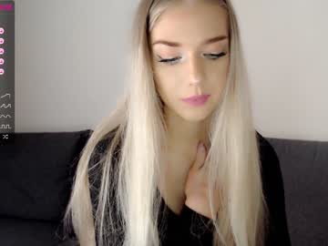 girl Live Cam Girls Love To Strip Naked For Their Viewers with pervyblonde