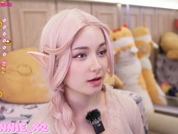 girl
        sunny_sonnie cam image #5506192