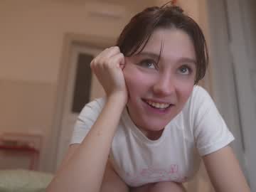 girl
        mia_elfie cam image #5940067