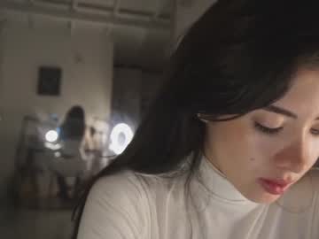 girl
        soifiee cam image #1894181