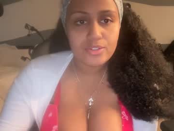 girl
        blackgurlkitty cam image #650619