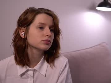 girl
        toxl cam image #5285223