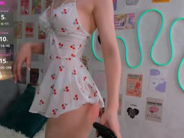 girl
        fly_best cam image #5980591