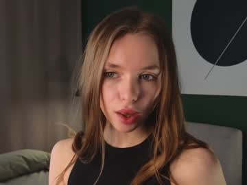 girl
        elenegilbertson cam image #3921211