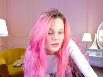 girl
        _lollypolly_ cam image #232015