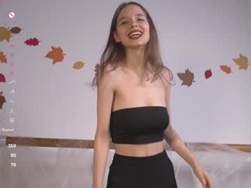 girl
        elation_evy cam image #5284756