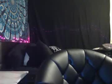 girl
        caliiibb cam image #400705