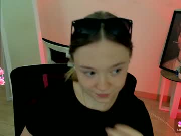 girl
        _margoqueen_ cam image #4856681