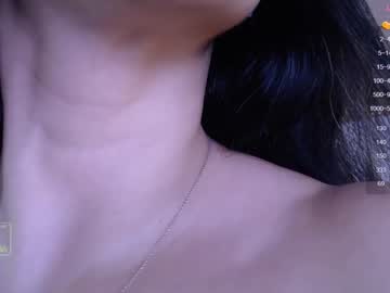 girl
        angiesuniverse cam image #4483335