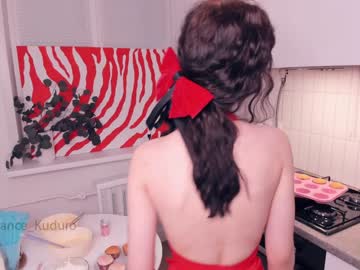 girl
        dance_kuduro cam image #3037437