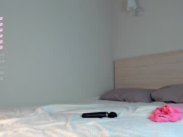 girl Live Cam Girls Love To Strip Naked For Their Viewers with alissa_w