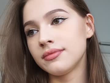 girl
        hecola cam image #5323584
