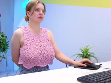 girl
        lovlybambi cam image #4533813