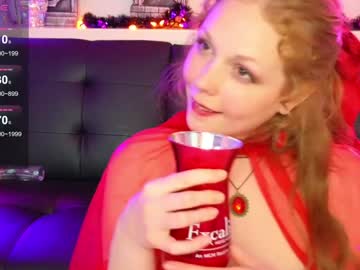 girl
        daphnemadison cam image #5319921