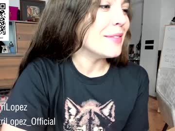 girl
        crazypaty cam image #1123679