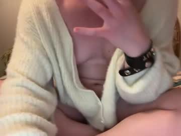 girl
        daphneflowersxoxo cam image #6830258