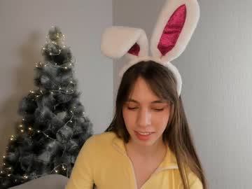 girl
        catherinemahoney cam image #375006