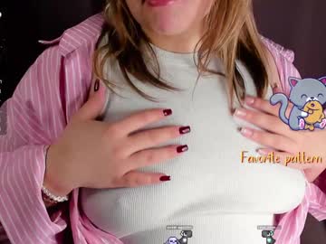 girl
        melissabowen cam image #6095307