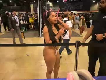 girl
        wiccakitty cam image #6542630
