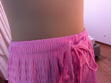 girl
        ehotlovea cam image #6369131