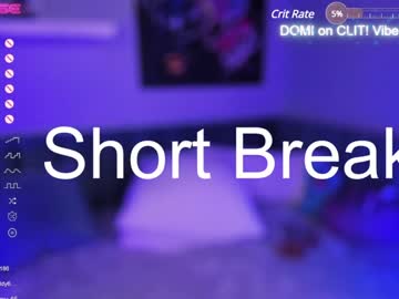 girl
        dreamy_kira cam image #4914302