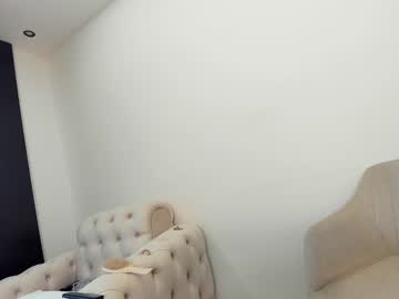 girl
        ehotlovea cam image #5932217