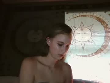 girl
        stonerbabe1313 cam image #5649708