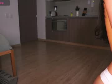 girl
        selduction_ cam image #3111015