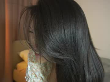 girl
        natsumiito cam image #5037611
