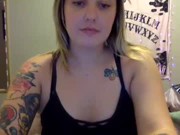 girl
        thicc_tattooed_bitch cam image #309609