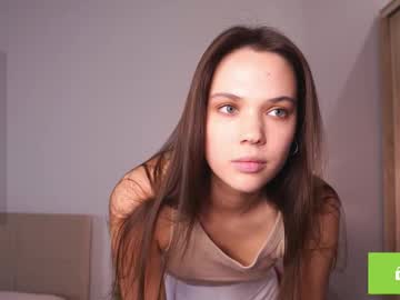 girl
        fannyedger cam image #6819597