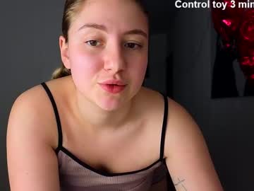 girl
        yasyaaa cam image #6462671