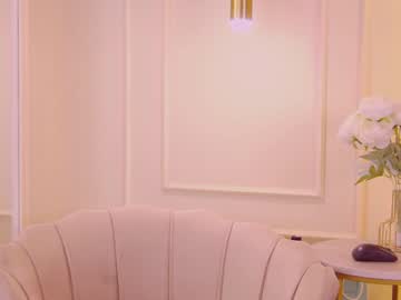 girl
        gwenbanks cam image #5051102
