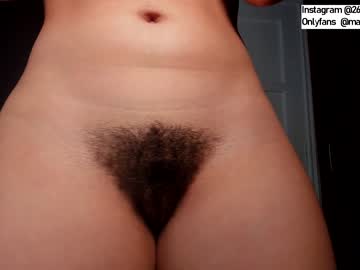 girl
        yahaira_26 cam image #3398757
