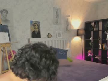 girl
        station_lovers cam image #2618631