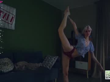 girl
        audreycarvin cam image #4747280