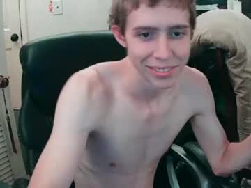 couple
        bucksuave cam image #2020261