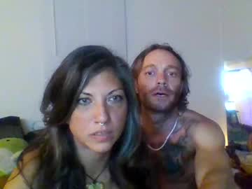 couple
        ccsethier cam image #6910411